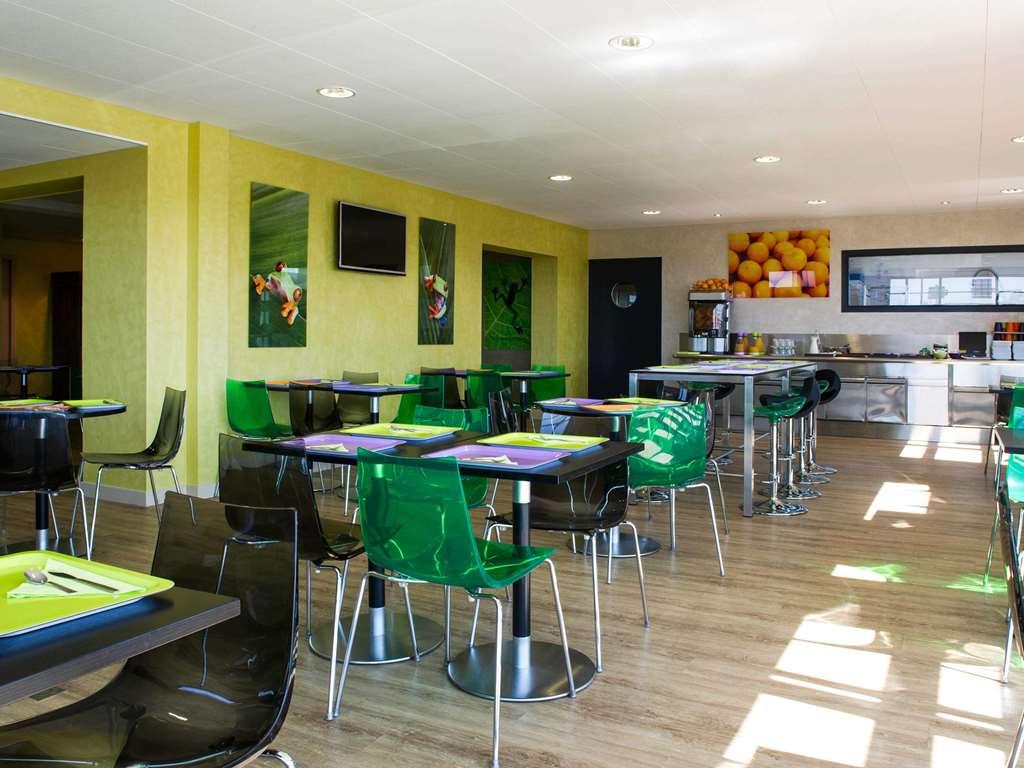 Hotel ibis Styles Bourges Restaurant foto