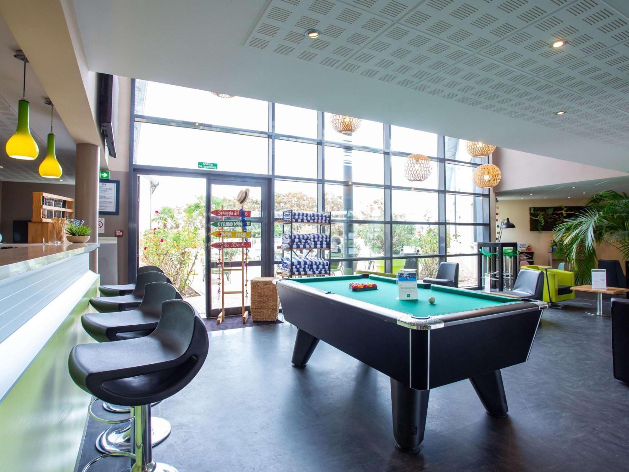 Hotel ibis Styles Bourges Exterior foto